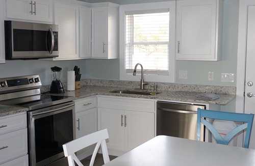 Emerald Isle House | Surf Sounds Beach Retreat, Enter your Relaxation Zone.