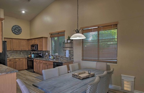 Surprise Farms House | Surprise Oasis: Perfect for Spring Training Fans!