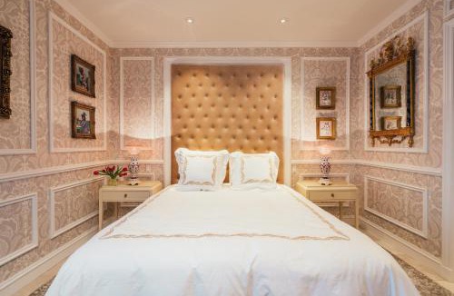 Lower Pacific Heights Hotel | Sutter Mansion