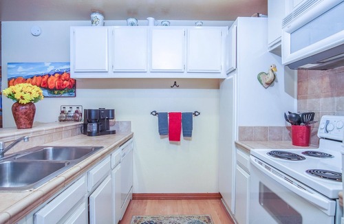Ketchum Condo | SV101 - Walk to Lifts & Town - Hot Tub & Pool