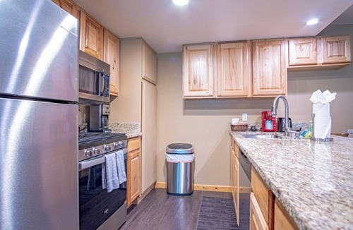 River Run Condo | SV113 - Walk to Lifts & Town - Hot Tub & Pool