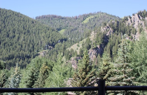 Ketchum Condo | SV132 - Walk to Lifts & Town - Hot Tub & Pool