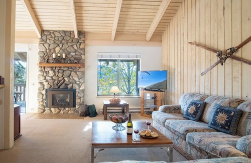 Ketchum Condo | SV132 - Walk to Lifts & Town - Hot Tub & Pool