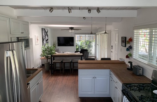 Point Loma Heights House | Sweet cottage home close to beaches, airport and other attractions