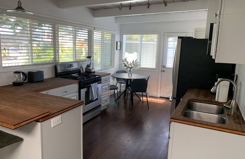 Point Loma Heights House | Sweet cottage home close to beaches, airport and other attractions