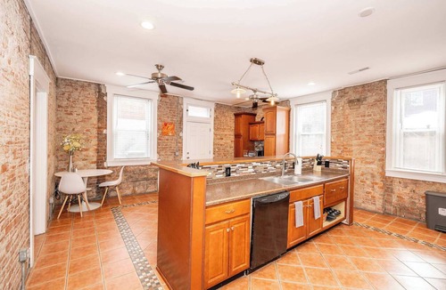 St. Bernard House | Sweet Escape