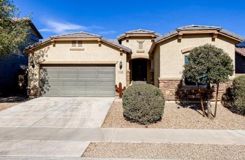 Canyon Trails West House | Sweet Home Sherman