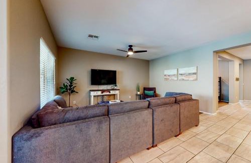 Canyon Trails West House | Sweet Home Sherman