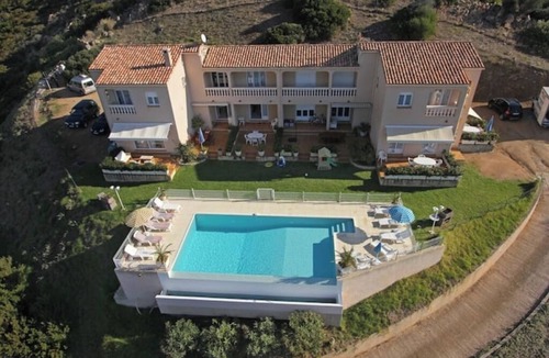 Residences du Golfe de Lava House | T2 GOLFE DE LAVA BORD DE MER AVEC PISCINE