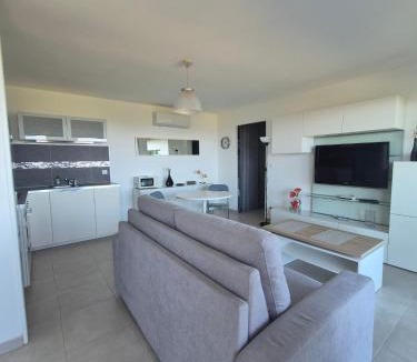 Chiatra Apartment | T2 vue mer