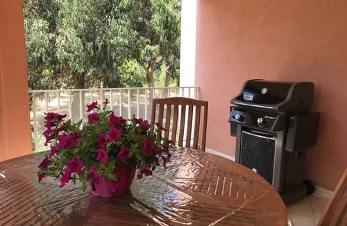 Calvi Apartment | T3 4P terrace garage air conditioning wifi beach and shops 2 mn away
