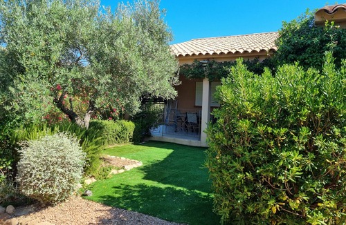 Porto-Vecchio Villa | T3 55 M2 villa sleeps 4 terrace and garden near the beaches and amenities