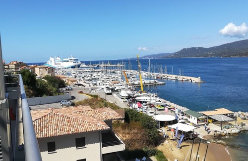 Propriano Apartment | T3 standing on the beach with sea view