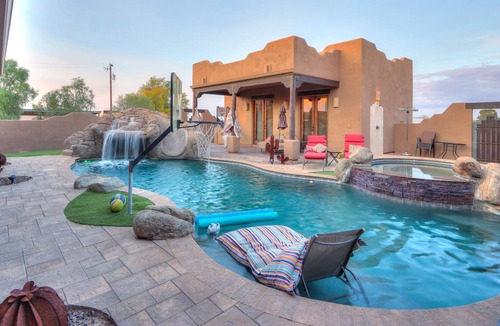 Maricopa House | TCR Casita- Private Desert Oasis with Tropical Backyard on 3.5 Acre