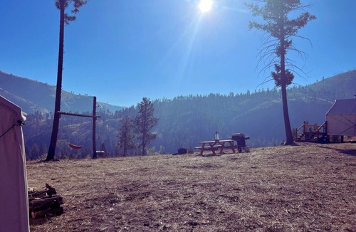 Conner RV Rental | Tent #2 at Oxen-Le-Fields Montana