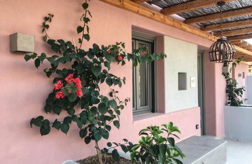 Agios Georgios Hotel | Terra Nera Suites