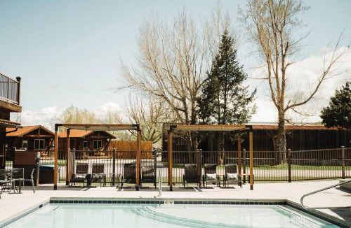 Victor Resort | Teton Valley Resort