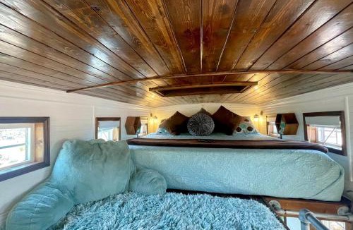 Virgin House | The Ark Tiny House near Zion National Park, Utah