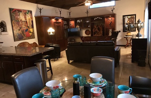 Broadmoor-Broadway House | The Bali House Experience: Enjoy The Peace