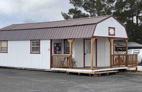 Hurricane House | The Big Tiny White House