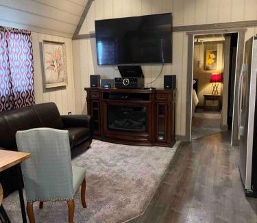 Hurricane House | The Big Tiny White House