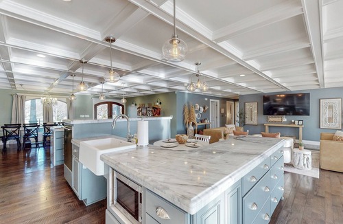 Nazareth House | The Bluegrass Grand Estate: Bourbon Trail Luxury