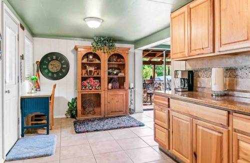 Hurricane Cabin | The Cabin is your home away from home, All you need for a comfortable stay +
