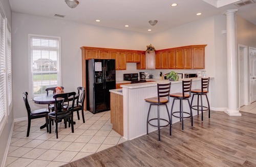 Shepherdsville House | The Clubhouse - 30 Day Minimum