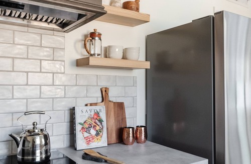 Campus Farm House | The Contemporary - A stylish modern hideaway close to UA & downtown