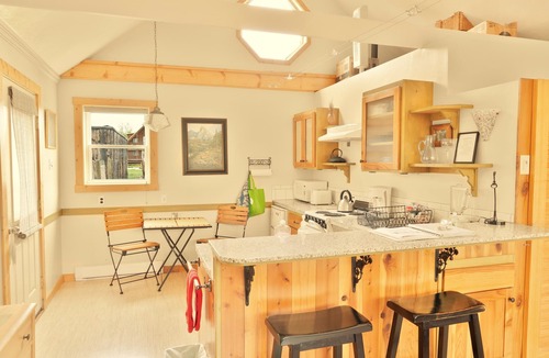 Driggs Cottage | The Cottage at Heron Glass in Driggs