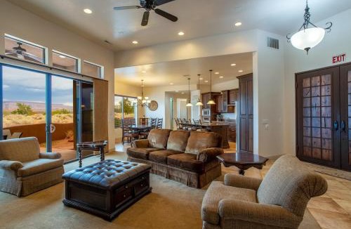 Hurricane House | The Courtyard at Sand Hollow Resort