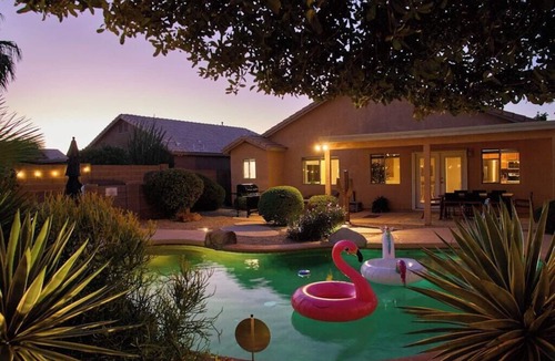 San Tan Valley House | The Cozy Cactus in San Tan Valley, heated POOL! Walk to golf course!
