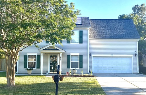 North Charleston House | The Cozy Hidden Gem