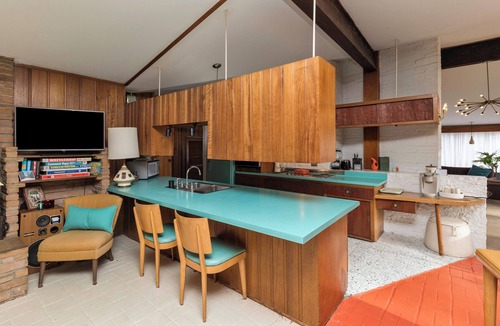 Greater South Side House | The Draper-Spacious Mid Century Modern MCM California Ranch Home