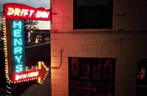 Rupert Hotel | The Drift Inn