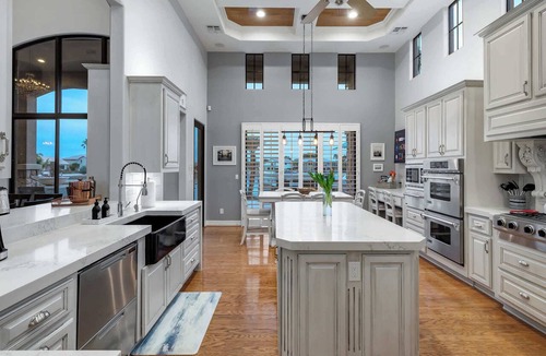 Arrowhead Lakes House | The Estate | Lake Views w/Heated Pool, Spa, & Boat