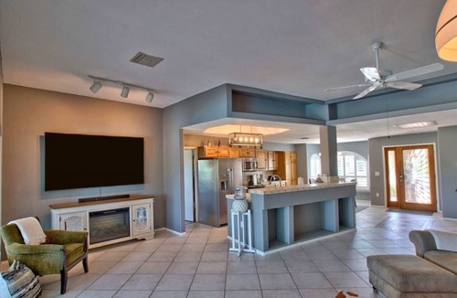 Maricopa County House | The Fairway Oasis: Chic 3BR w/Pool and Golf Views