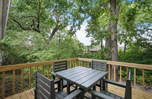 Hamilton House | The Family Nook Home for 8