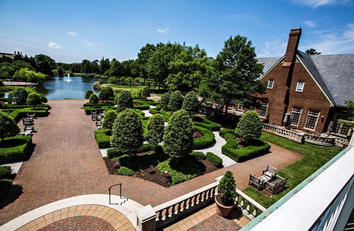Norfolk - Virginia Beach Hotel | The Founders Inn & Spa Tapestry Collection by Hilton