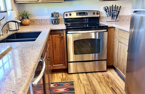 Scottsdale Ranch Condo | The Fountains Scottsdale Ranch 2 bedroom 2 bath 1 car garage. Open for 9 months