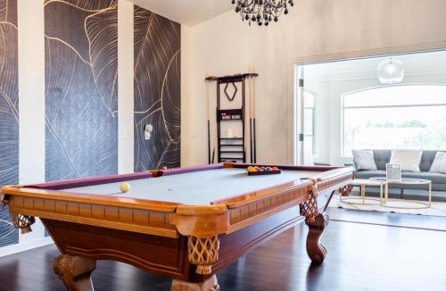 Mesa Villa | The Gatsby Villa - Hotel Homes