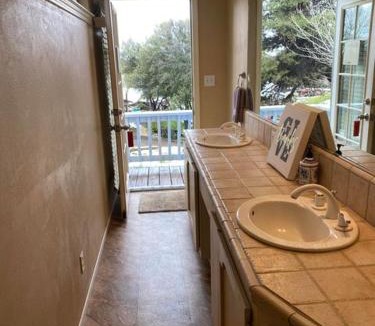 Squaw Valley Apartment | The Giant Forest Suite