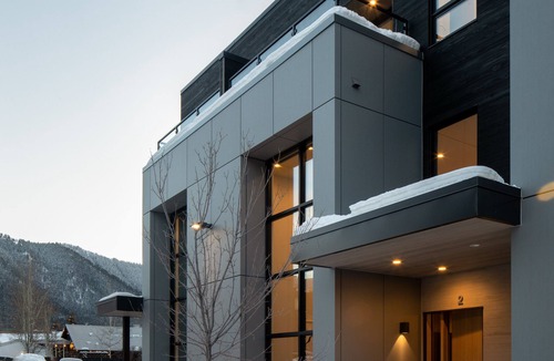 Jackson House | The Glenwood Townhouse Private 5 Story Luxury Residence in Downtown Jackson!