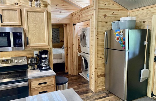 Stanton Cabin | The Grey at RRG
