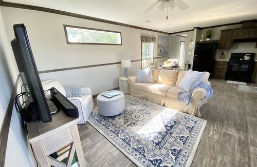 Harkers Island House | The High Tider Retreat + RV Hookup