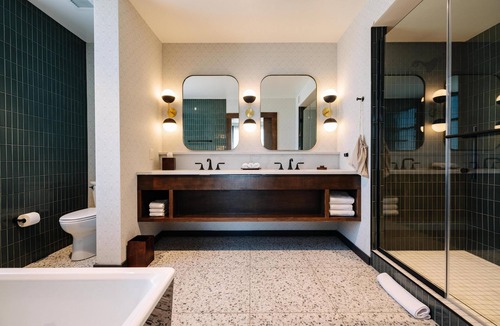 Montgomery Hotel | The Hotel Rambler Montgomery, Tapestry Collection By Hilton