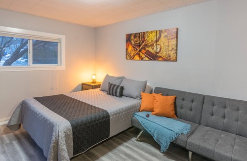 Coeur d'Alene House | The Immaculate Guest Cottage In Downtown Coeur D'Alene