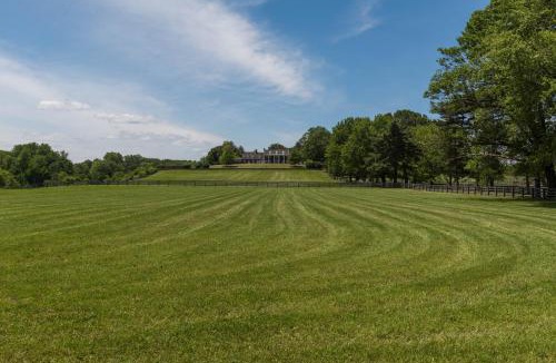 Tracys Landing Bed & Breakfast | The Inn at Tacaro Estate