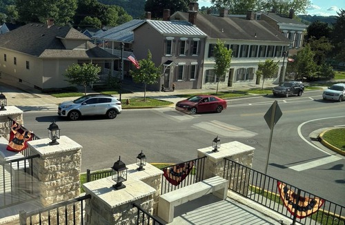 Madison Apartment | The Madison Inn, Charolotte's Corner Overlook, Suite 101, Hometown on Main Street Suite 101