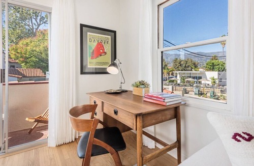 West Beach Apartment | The Marlowe Seaside Inn - Vintage Luxury at the Beach